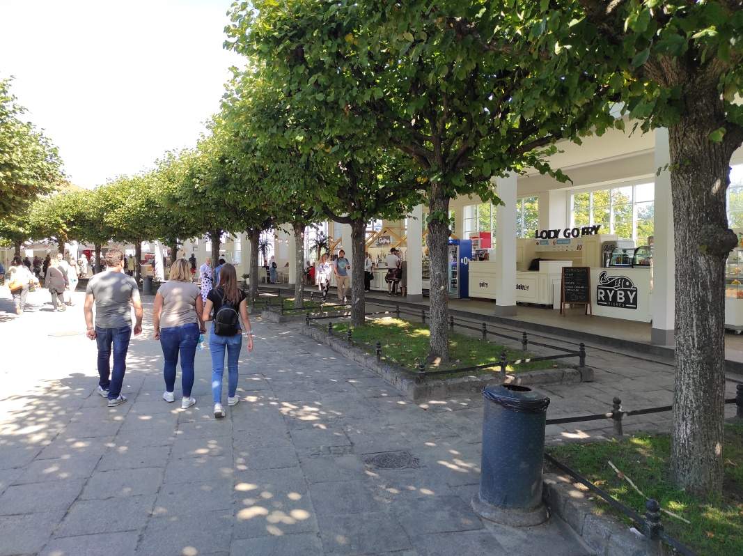 Sopot - korzo a obchodíky pred vstupom na mólo