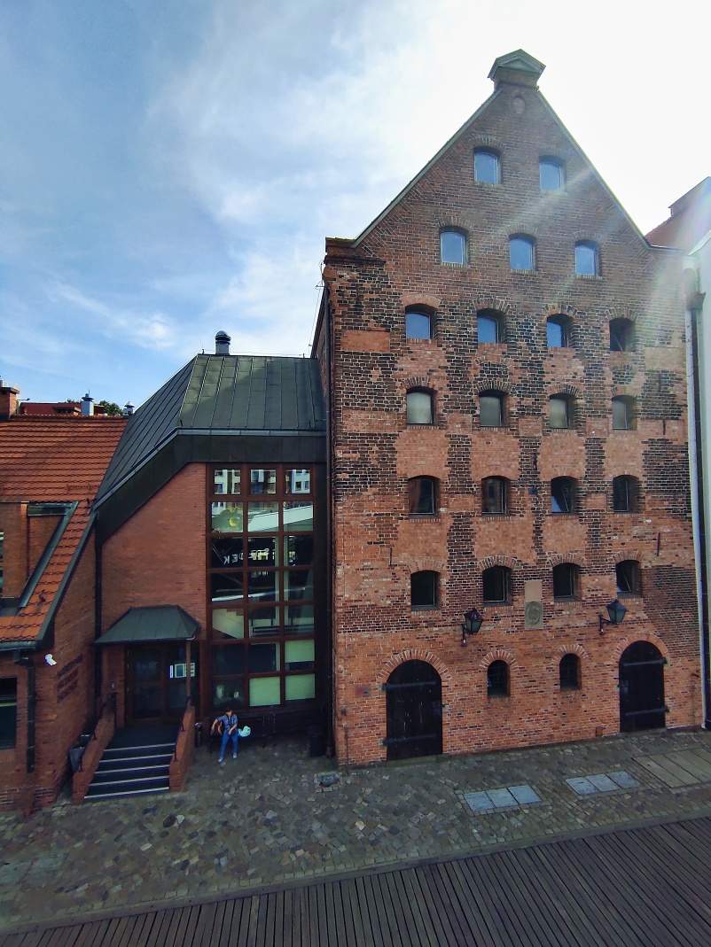 Loď Soldek - výhľad na vstup do Národného morského múzea