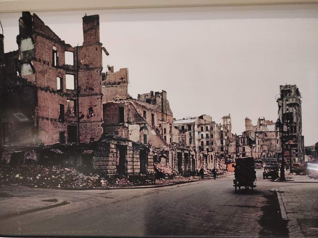 Múzeum II. sv. vojny - fotografie Gdaňska po II. sv. vojne