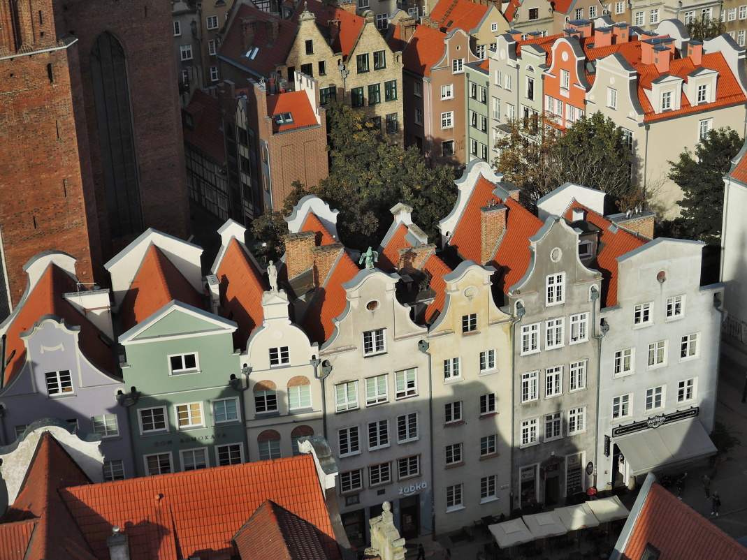 Veža Radnice - domčeky pod Mariánskou bazilikou