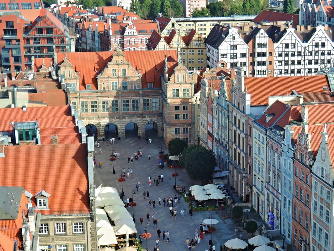 Veža Radnice - Dlhá ulica so Zelenou bránou