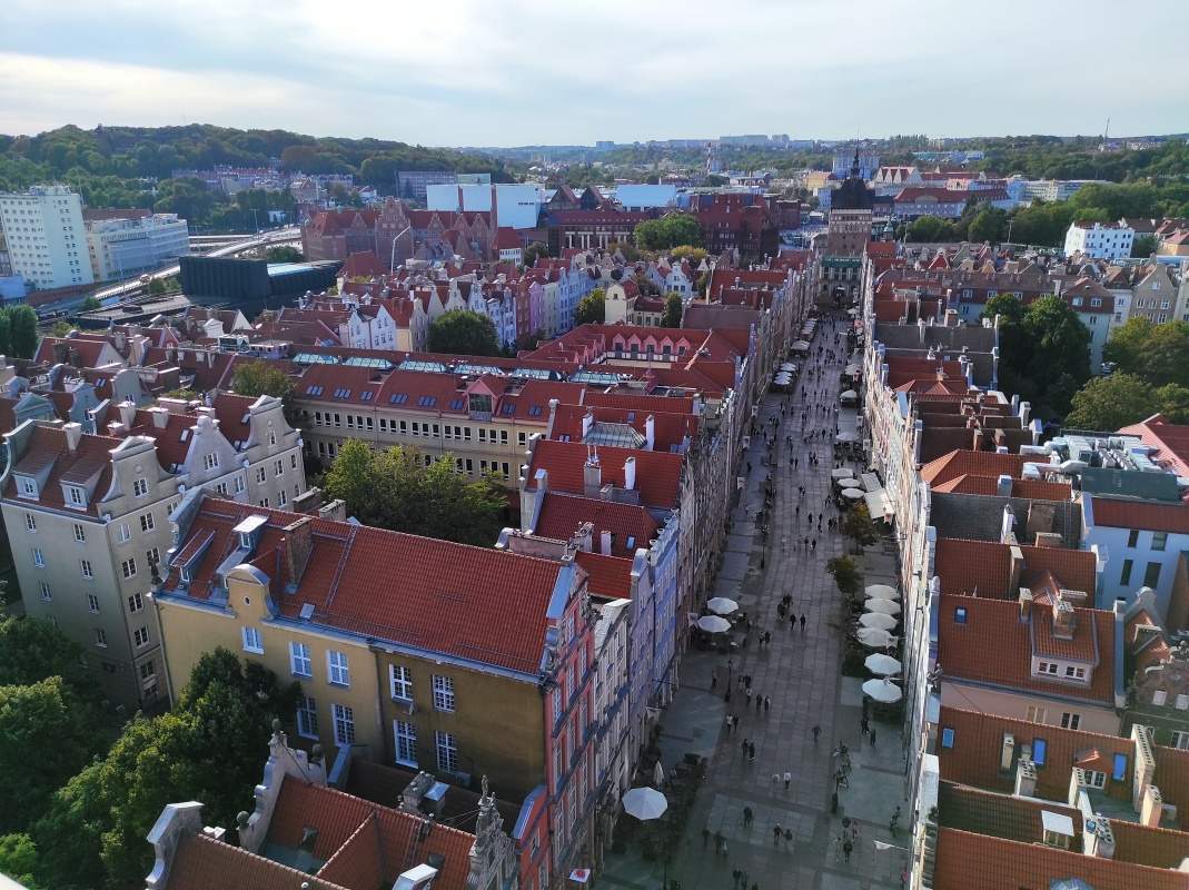 Veža Radnice - Dlhá ulica so Zlatou bránou