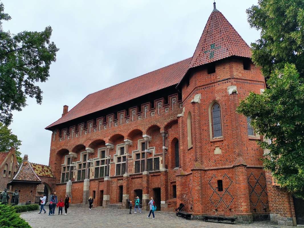 Palác veľmajstrov, z ktorého sme práve vyšli