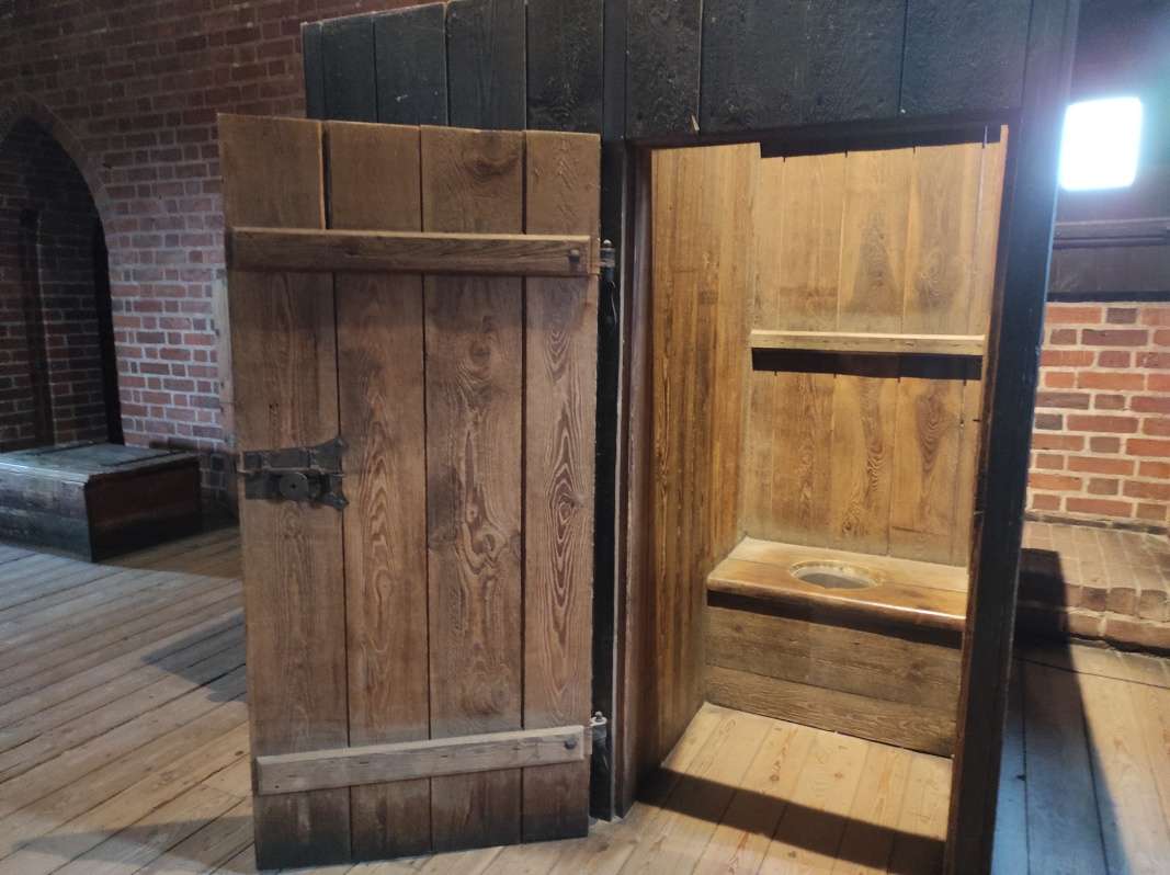 Gdanisko - veža s WC