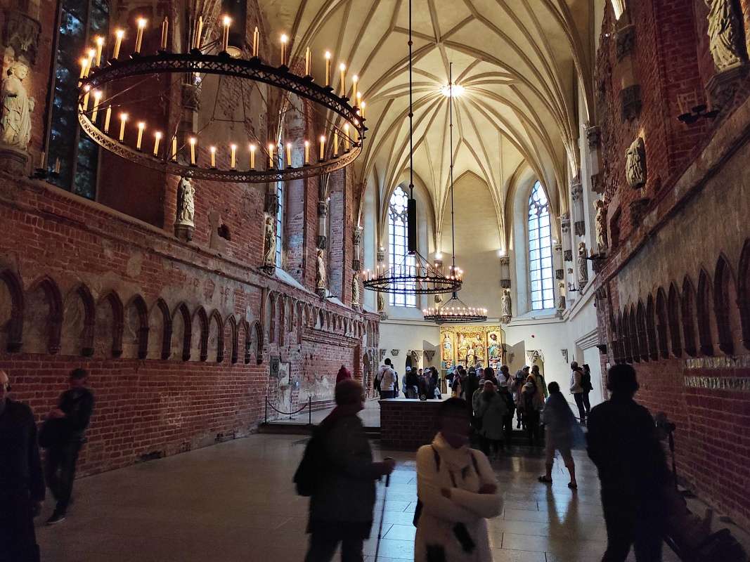Hradný kostol Blahoslavenej panny Márie, 1344