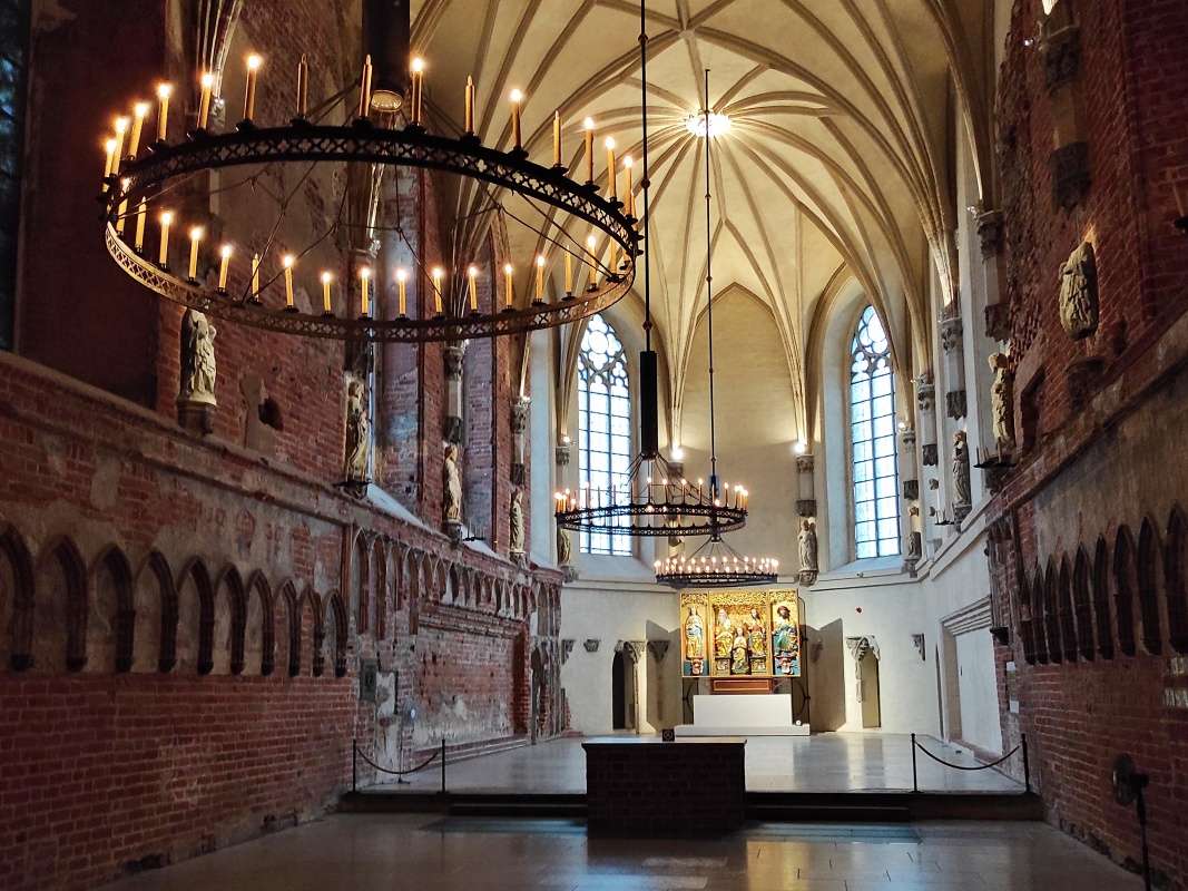 Hradný kostol Blahoslavenej panny Márie, 1344