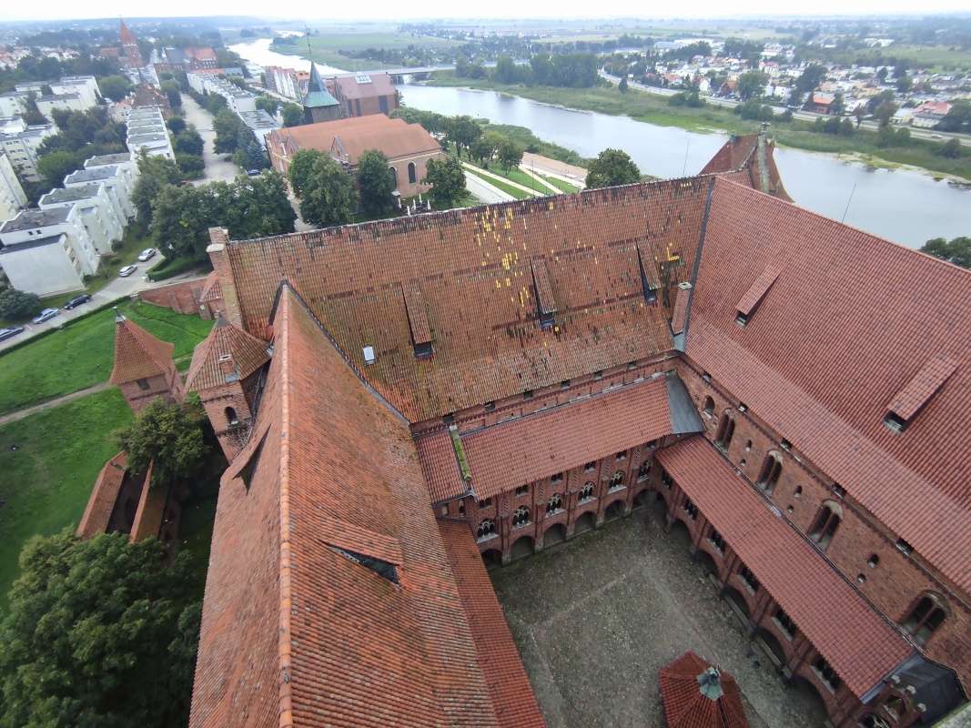Výhľad z veže - Horný hrad a rieka *Nogat