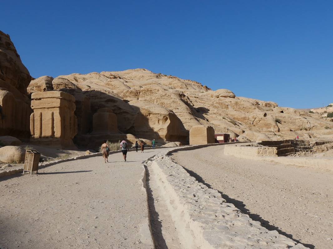 Bab as-Siq