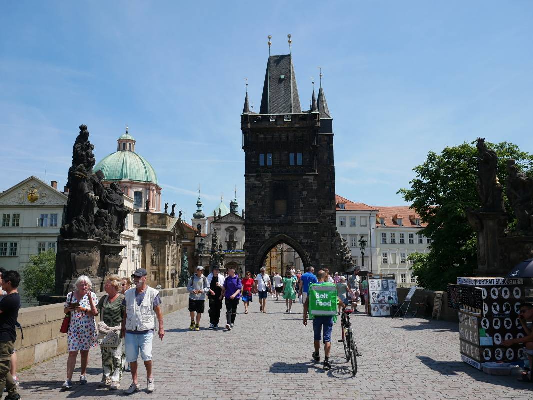 Staromestská mostecká veža