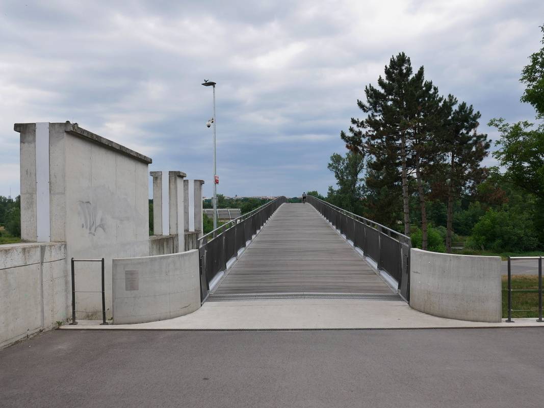 Trojská lávka