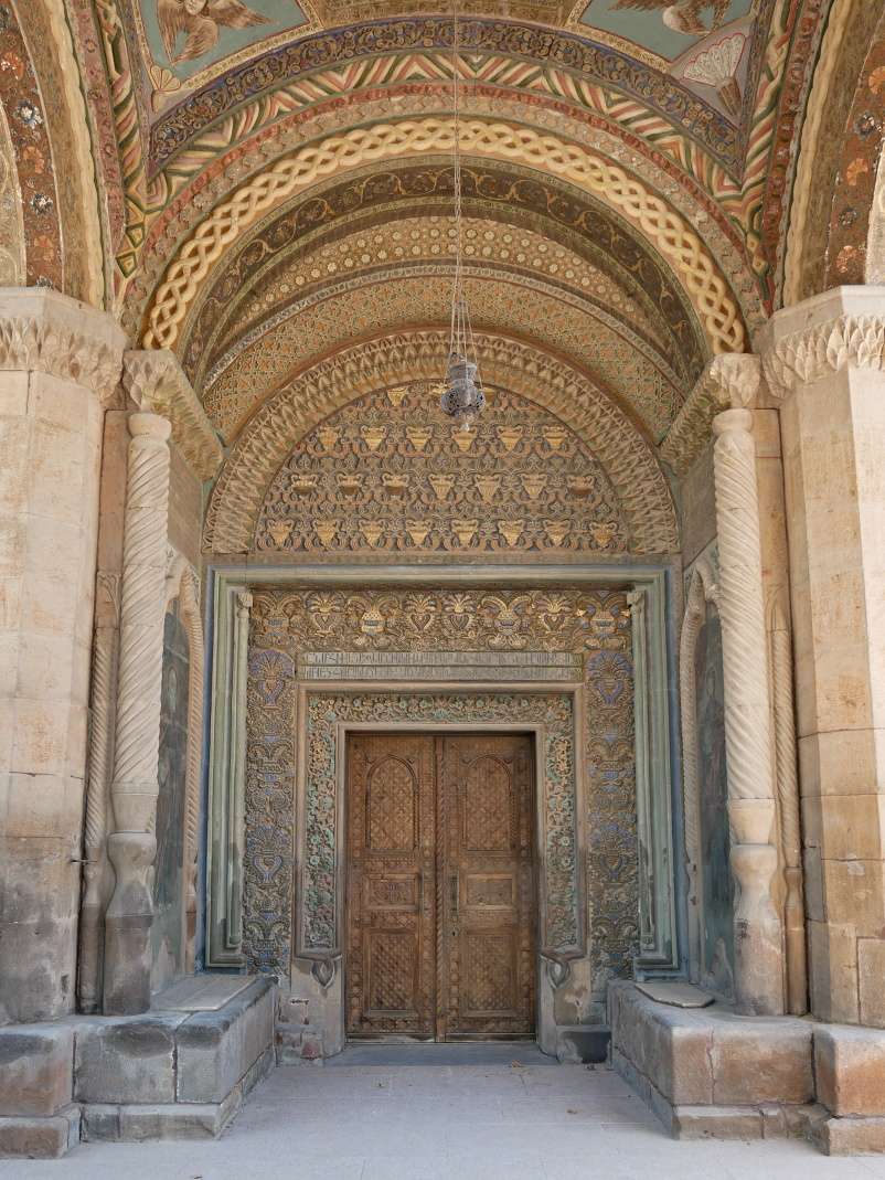 Katedrála Ečmiadzin - vstupný portál