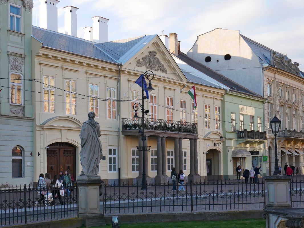 Csáky - Dezőfiho palác