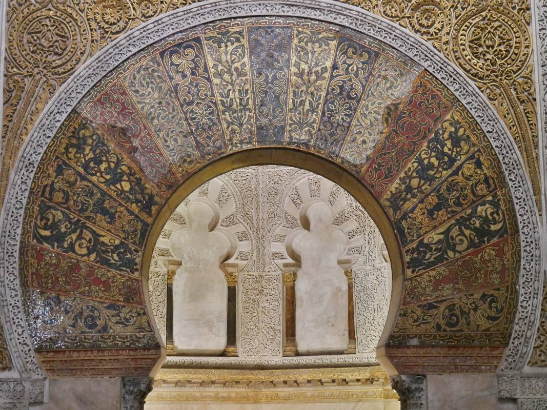 Mihráb vyzdobený podľa byzantskej tradície, na konci časti Al-Hakam II.