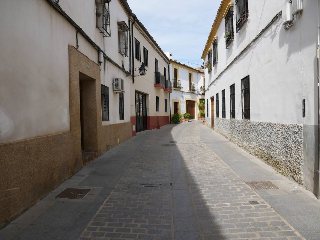 Štvrť San Basilio - hľadáme tretie patio