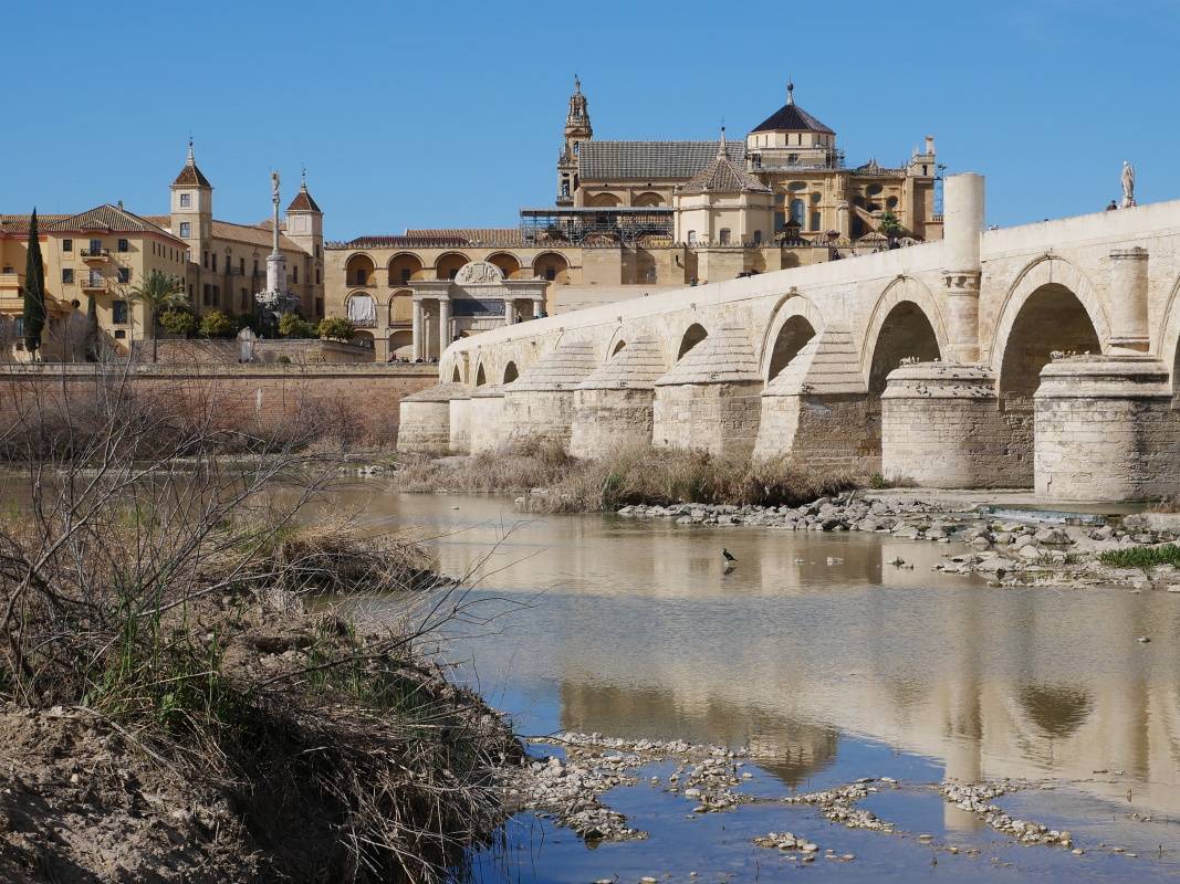 Mezquita a Rímsky most v Cordóbe