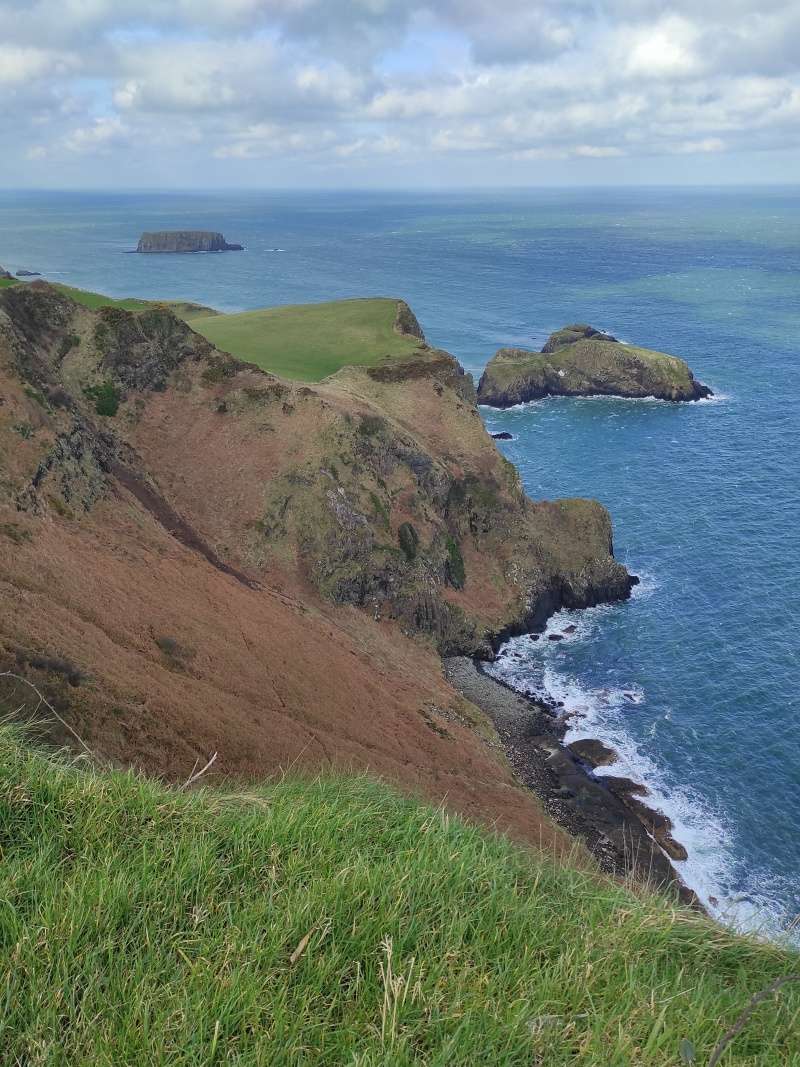 Portaneevy viewpoint - Carrick-a-Rede Rope Bridge a Sheep Island