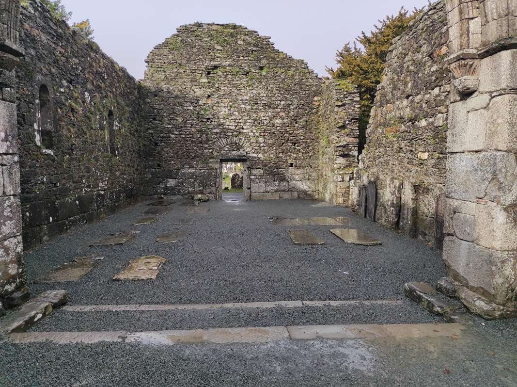 Glendalough - Katedrála sv. Petra a Pavla