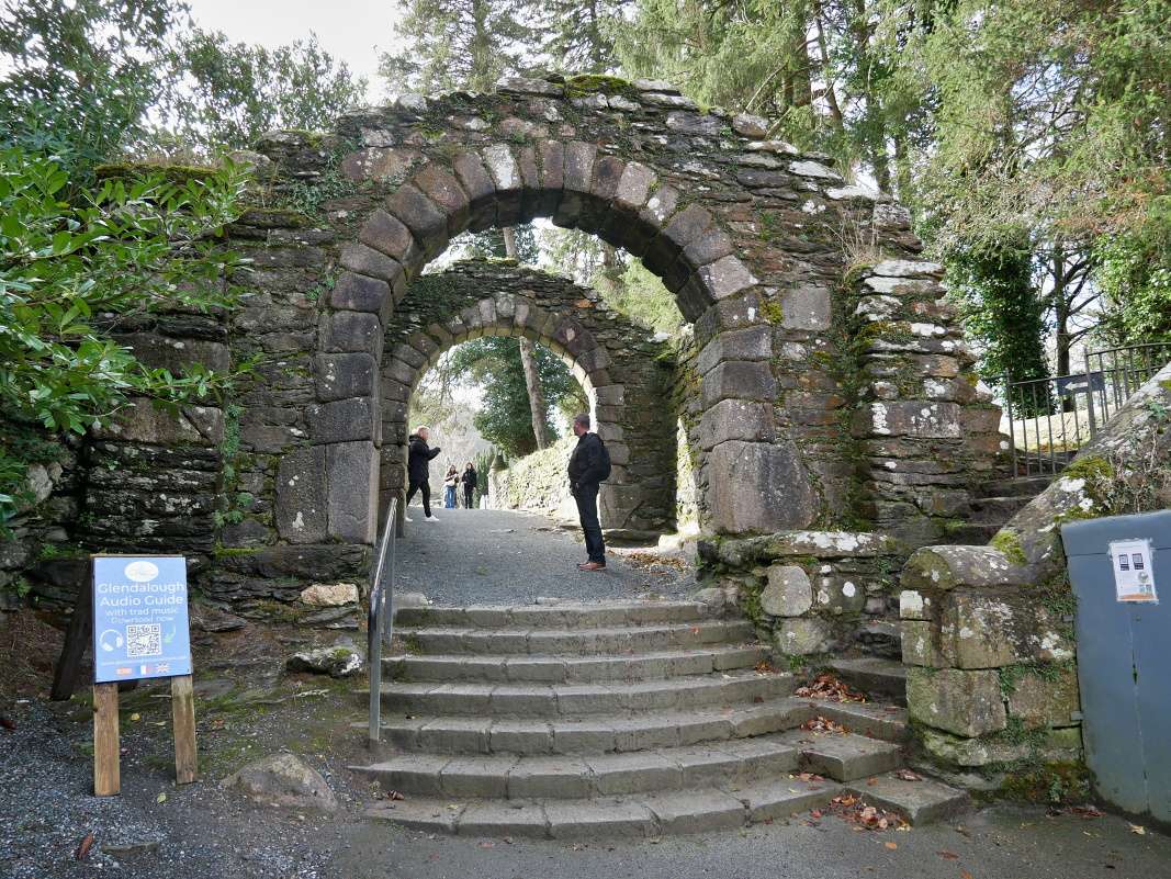 Glendalough - Vstupná brána
