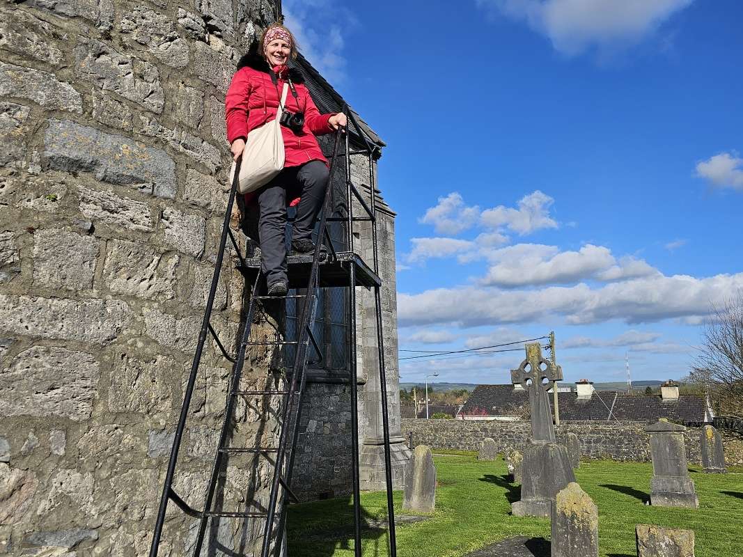 Kilkenny - Katedrála St. Canice, lezieme dole z Okrúhlej veže