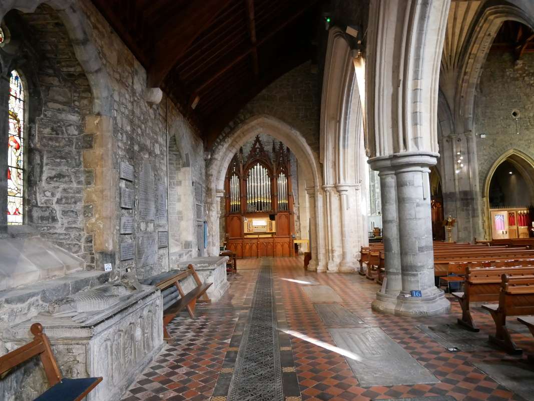 Kilkenny - Katedrála St. Canice, ľavá loď s organom