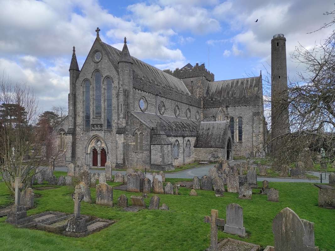Kilkenny - Katedrála St. Canice, najkrajší pohľad na Katedrálu!