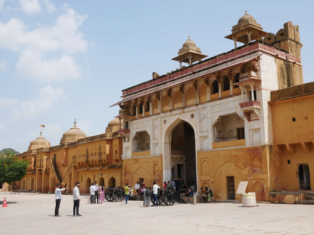Amber Fort - Jaleb Chowg - Suraj Pol (Slnečná brána)