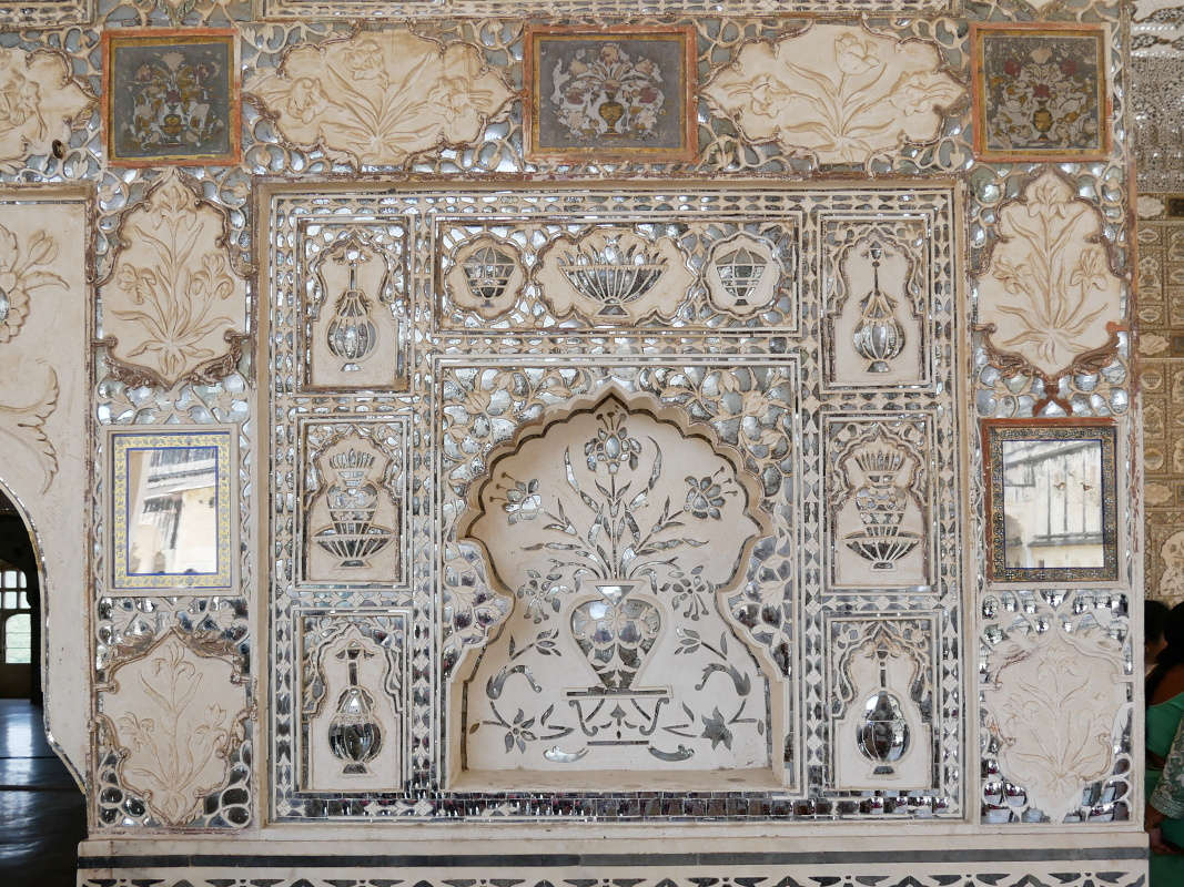Amber Fort - Tretie nádvorie - zrkadlová miestnosť Sheesh Mahal