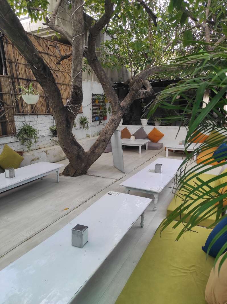 Puškar - Funky Monkey Cafe & Garden Restaurant