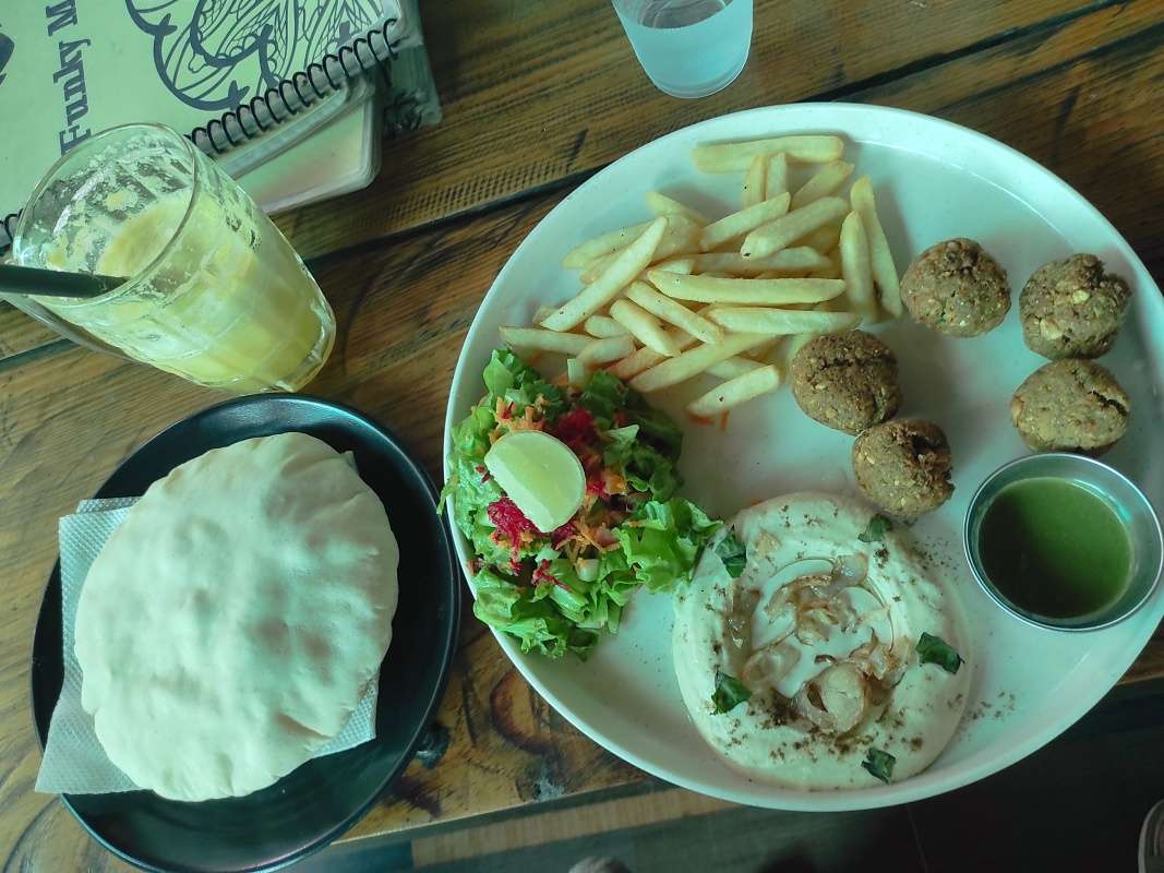 Puškar - Funky Monkey Cafe & Garden Restaurant, falafel tanier