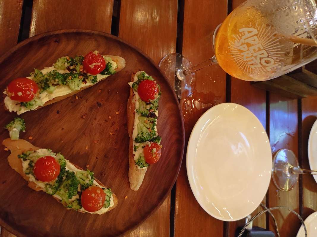 The Southern Deck - Beach Bar & Bistro