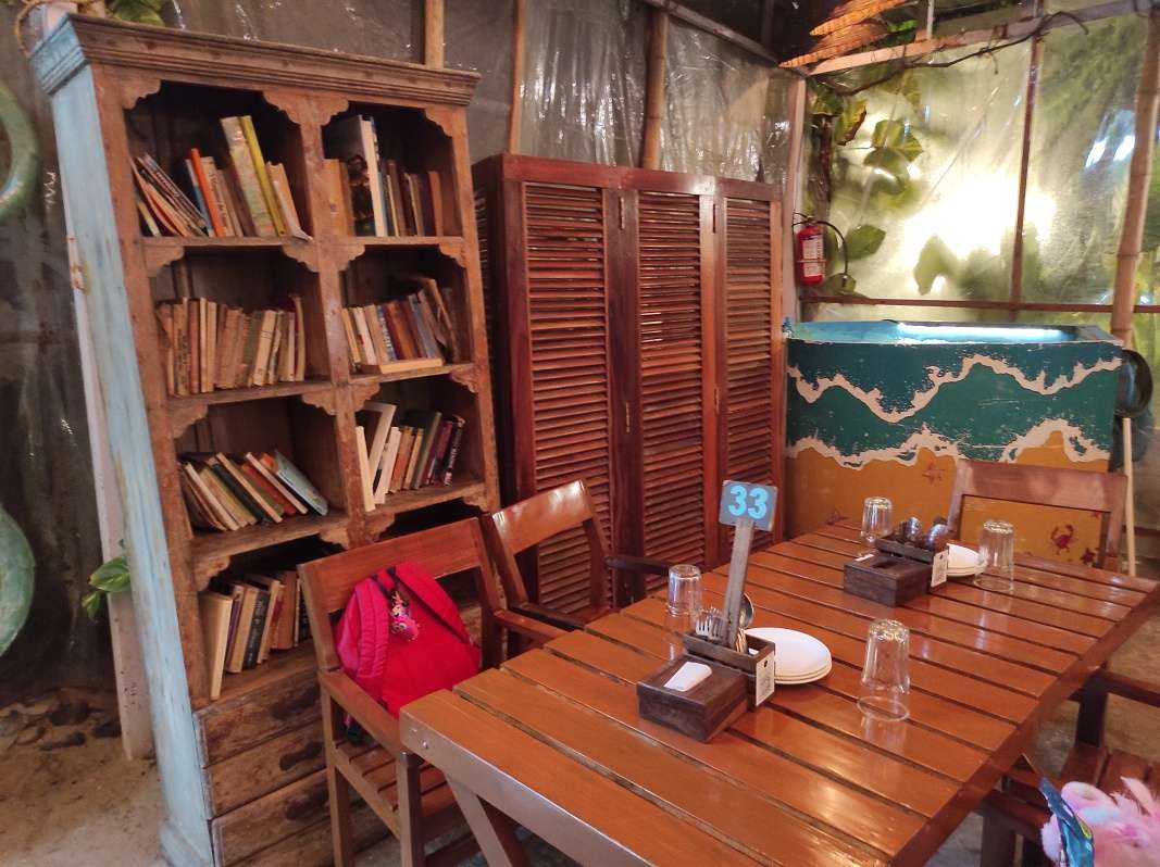 The Southern Deck - Beach Bar & Bistro