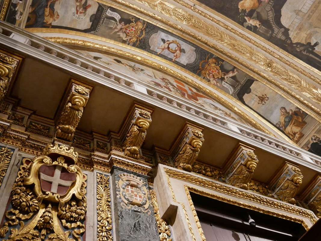 Konkatedrála sv. Jána - balkón na zadnej stene