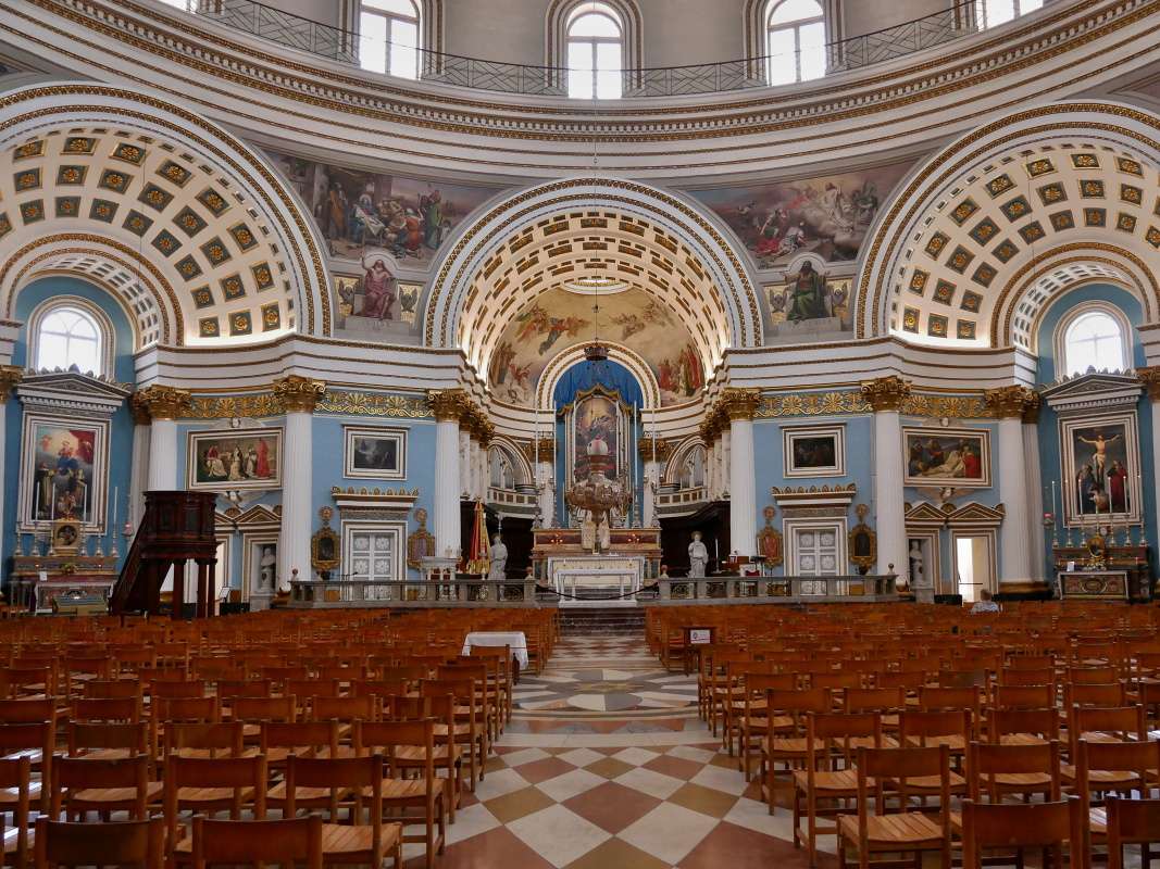 Rotunda v Moste