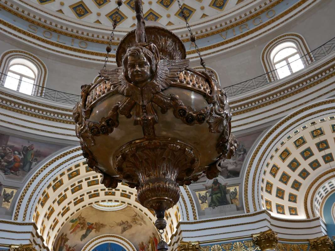 Rotunda v Moste