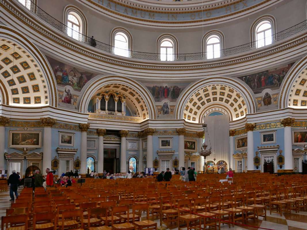 Rotunda v Moste