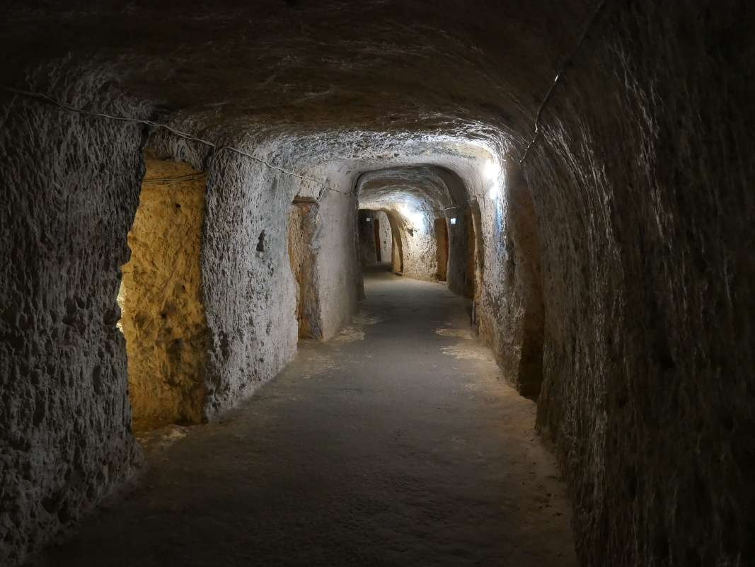 Rabat - Wignacourt Museum, Idem do katakomb
