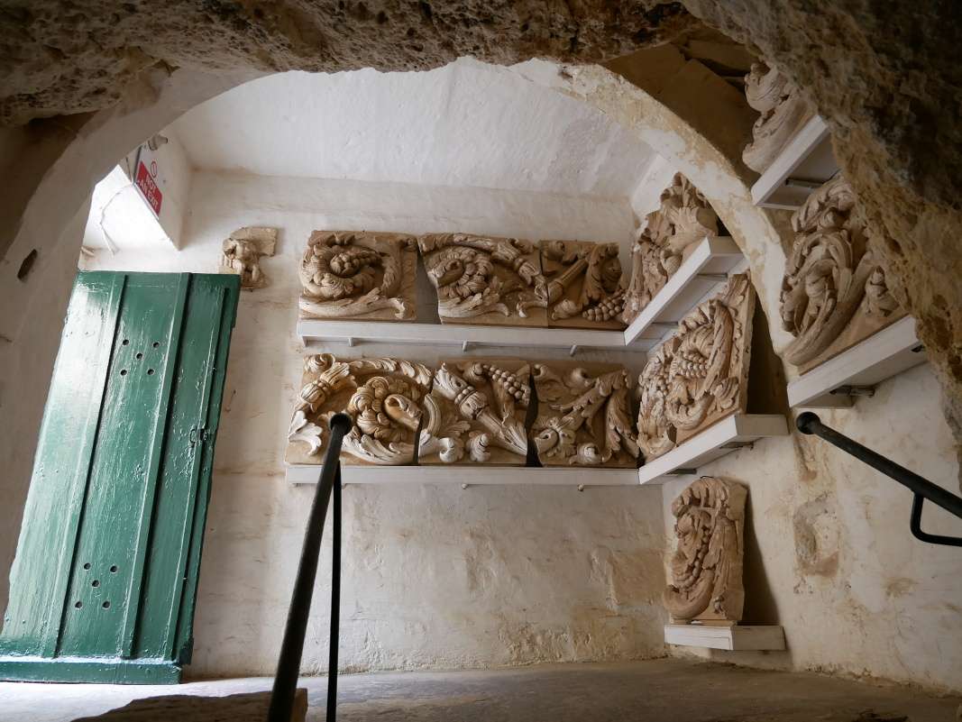 Rabat - Wignacourt Museum, Idem do katakomb