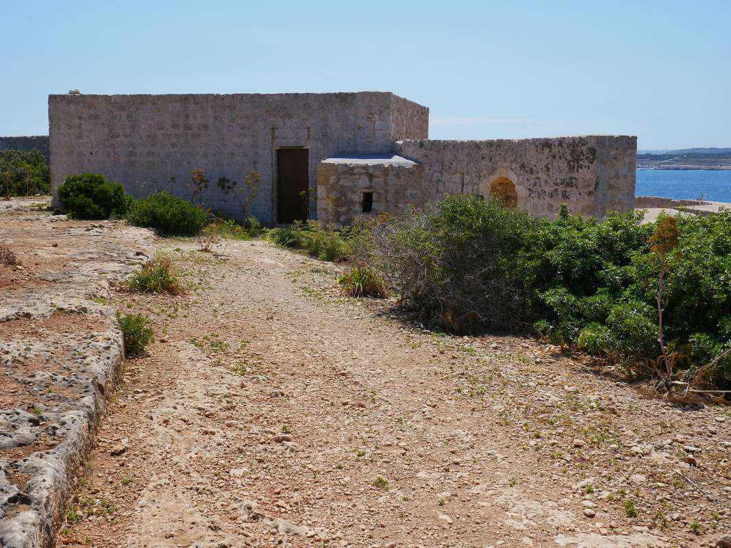 Comino - Batéria Santa Marija