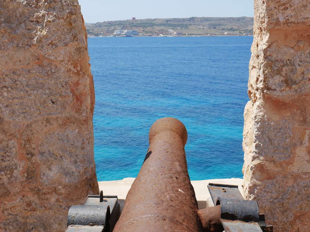Comino - Batéria Santa Marija