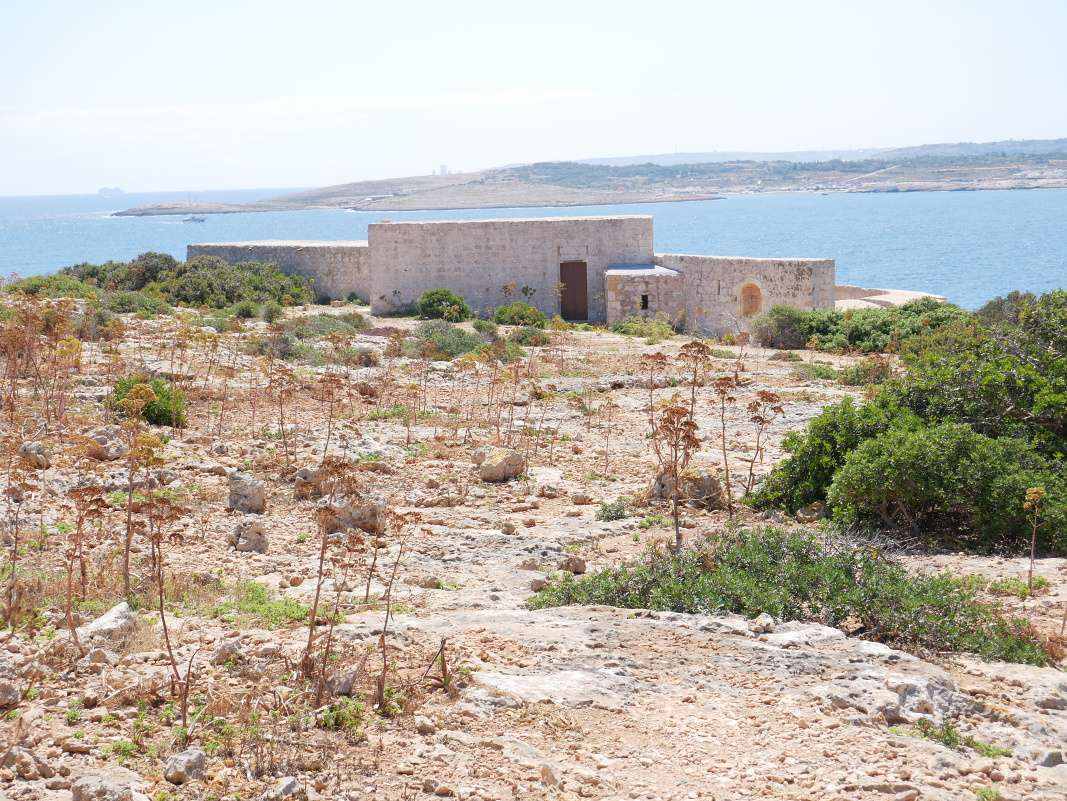 Comino - Batéria Santa Marija, od Starej prasačej farmy