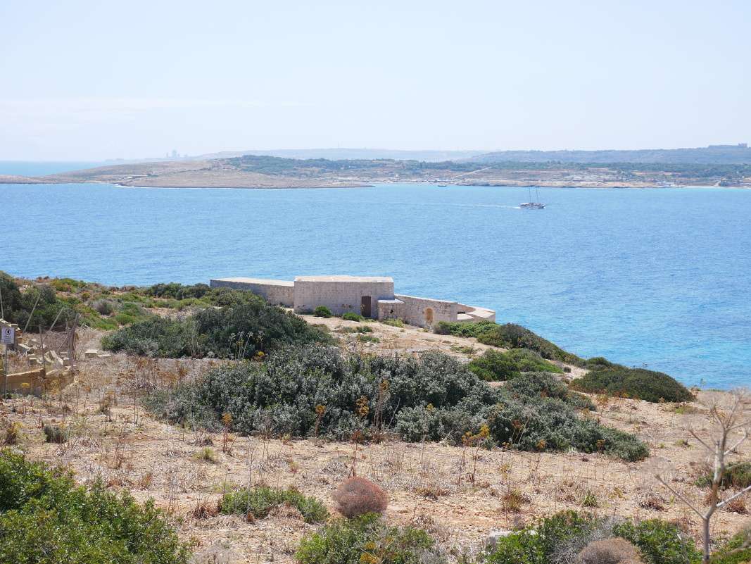 Comino - Batéria Santa Marija, od Starej prasačej farmy