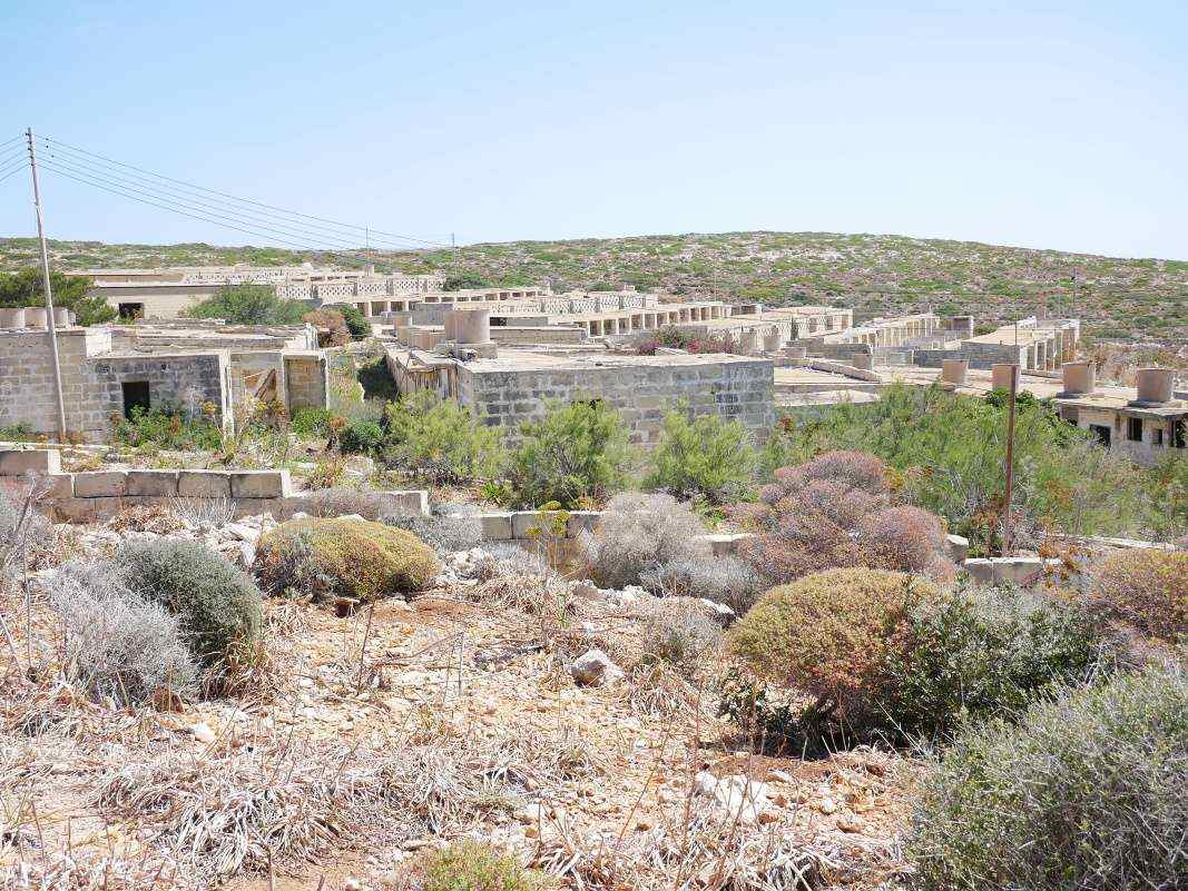 Comino - Stará prasacia farma