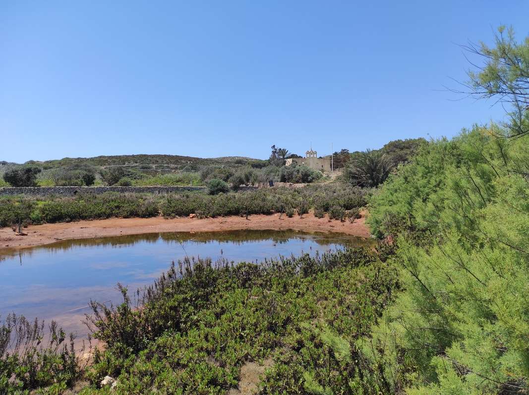 Comino - z pláže Santa Marija do Modrej Lagúny, Kaplnka Panny Márie