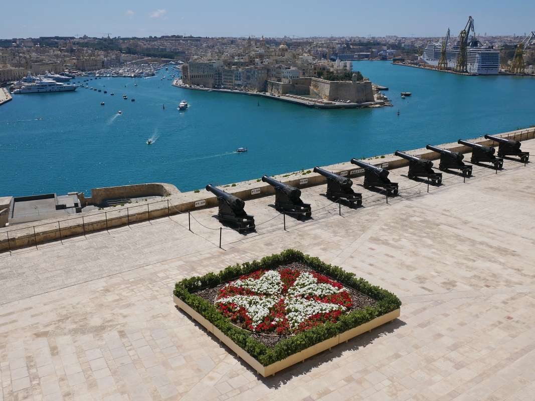 Upper Barrakka záhrady, Senglea