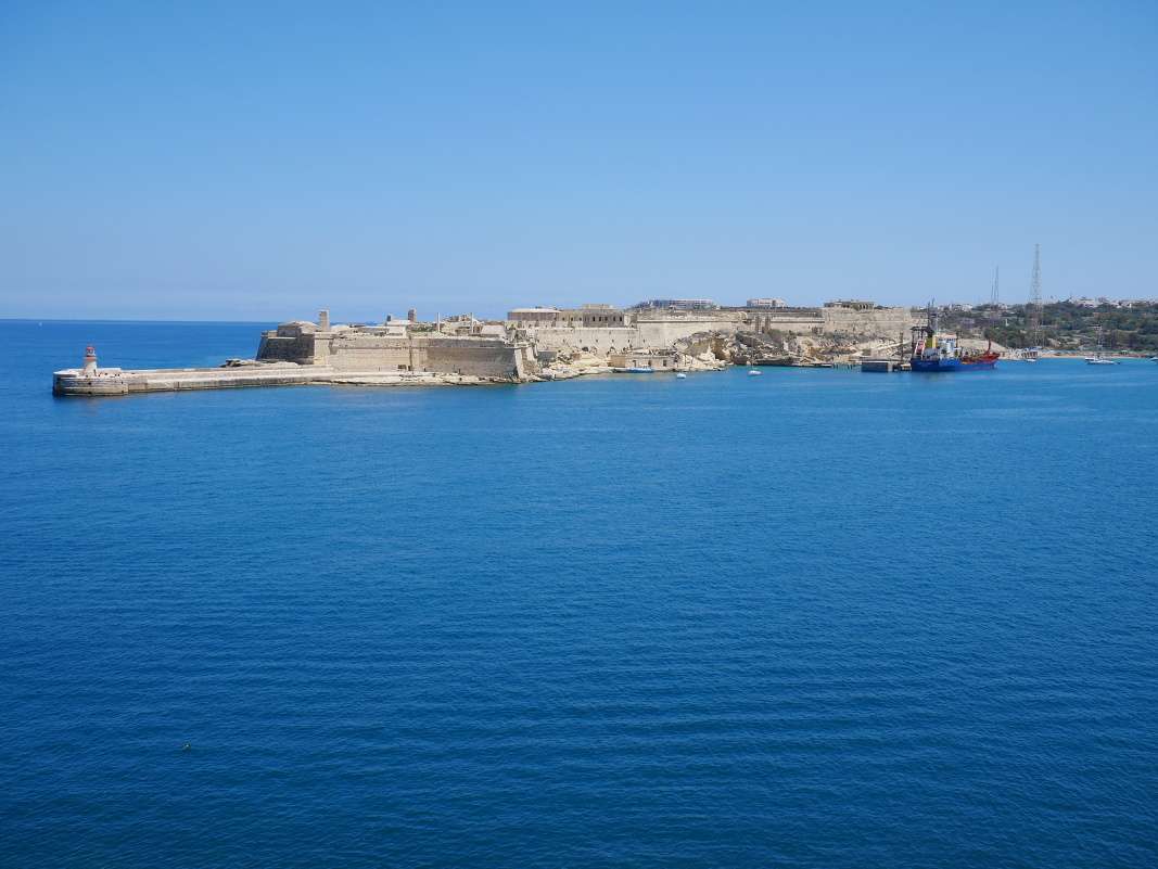 Vlnolam Ricasoli