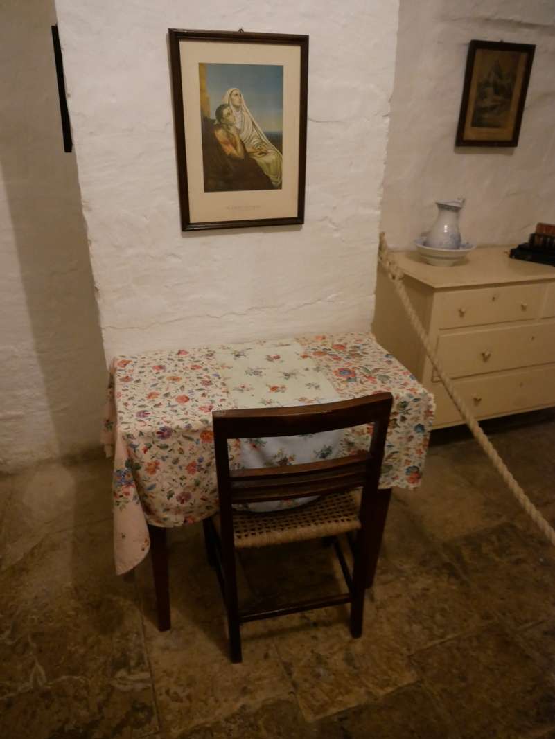 Valletta - Mysterium Fidei, Kláštor sv. Kataríny, kláštorná izba