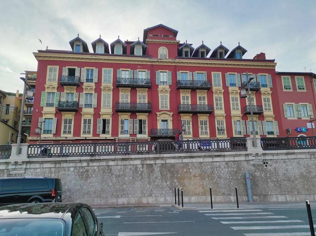 Tento dom si Danka vybrala na bývanie ... tedas PALÁC :)