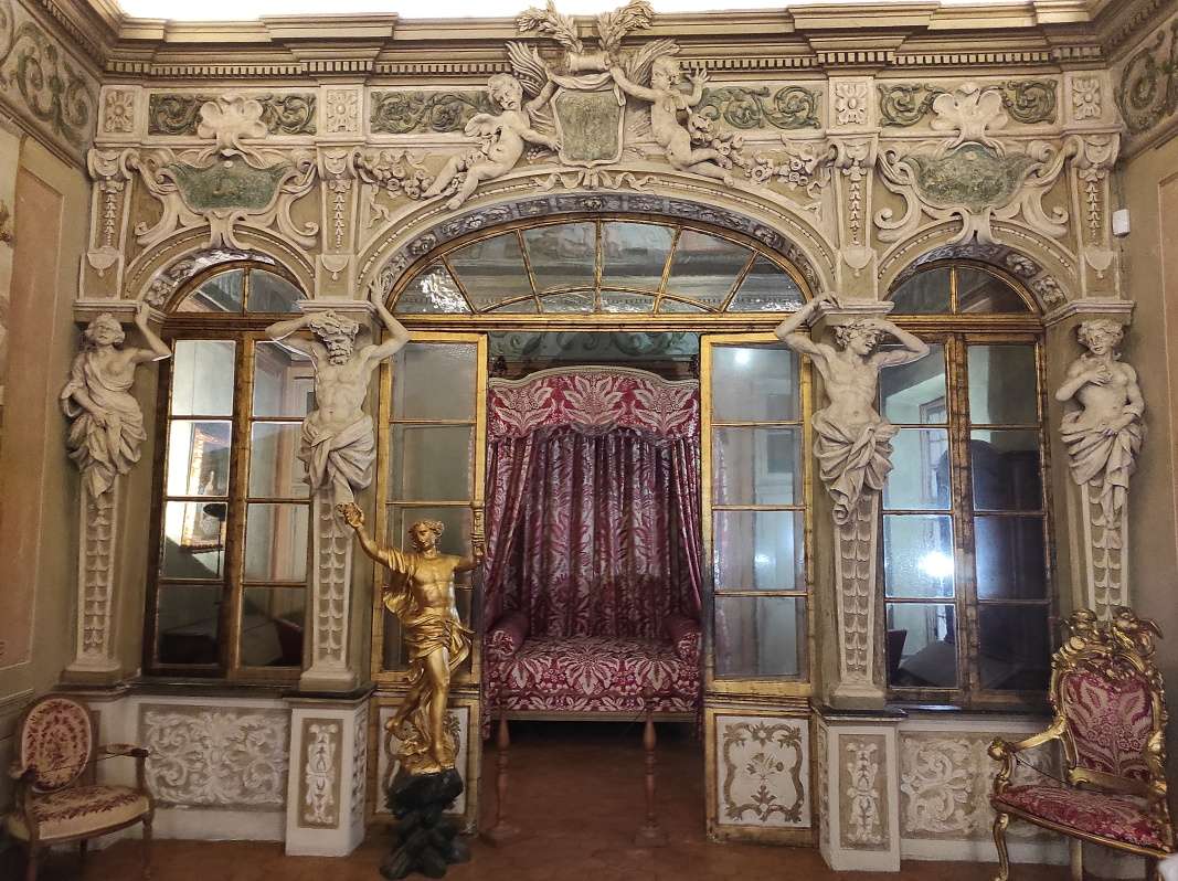 Múzeum Palác Lascaris - Recepčná sála - Atlas a Kariatídy