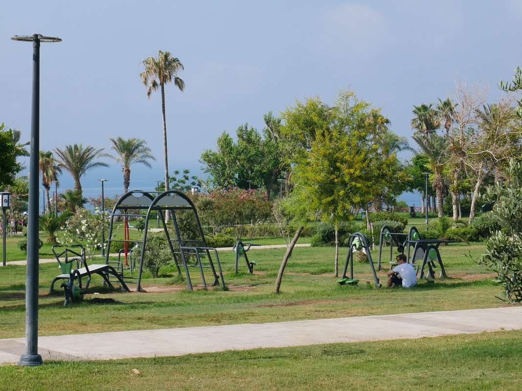 Park pri Dolných Duden vodopádoch