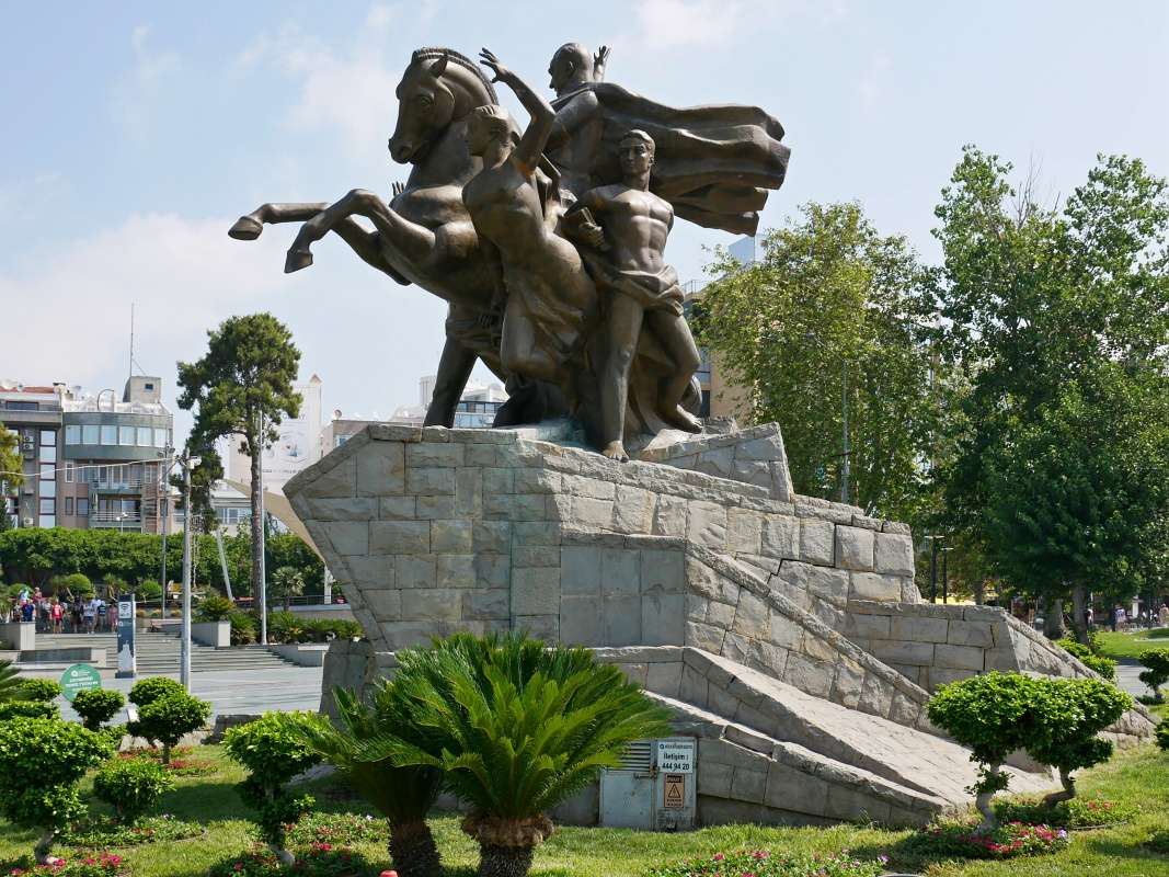 Monument Mustafa Kemal Ataturk